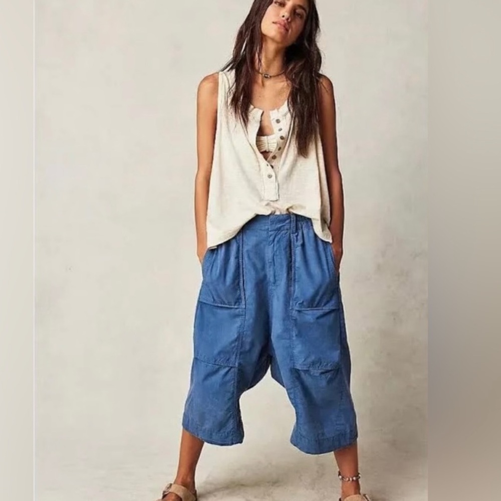 **NWT** Marbella Crop Harem Pants